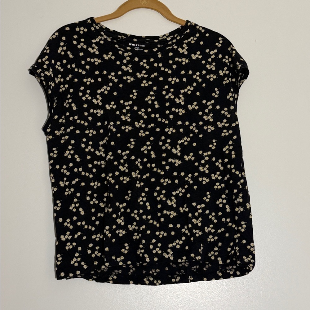 Whistles‎ Black and Cream Floral Short Sleeve Top - Picture 3 of 8